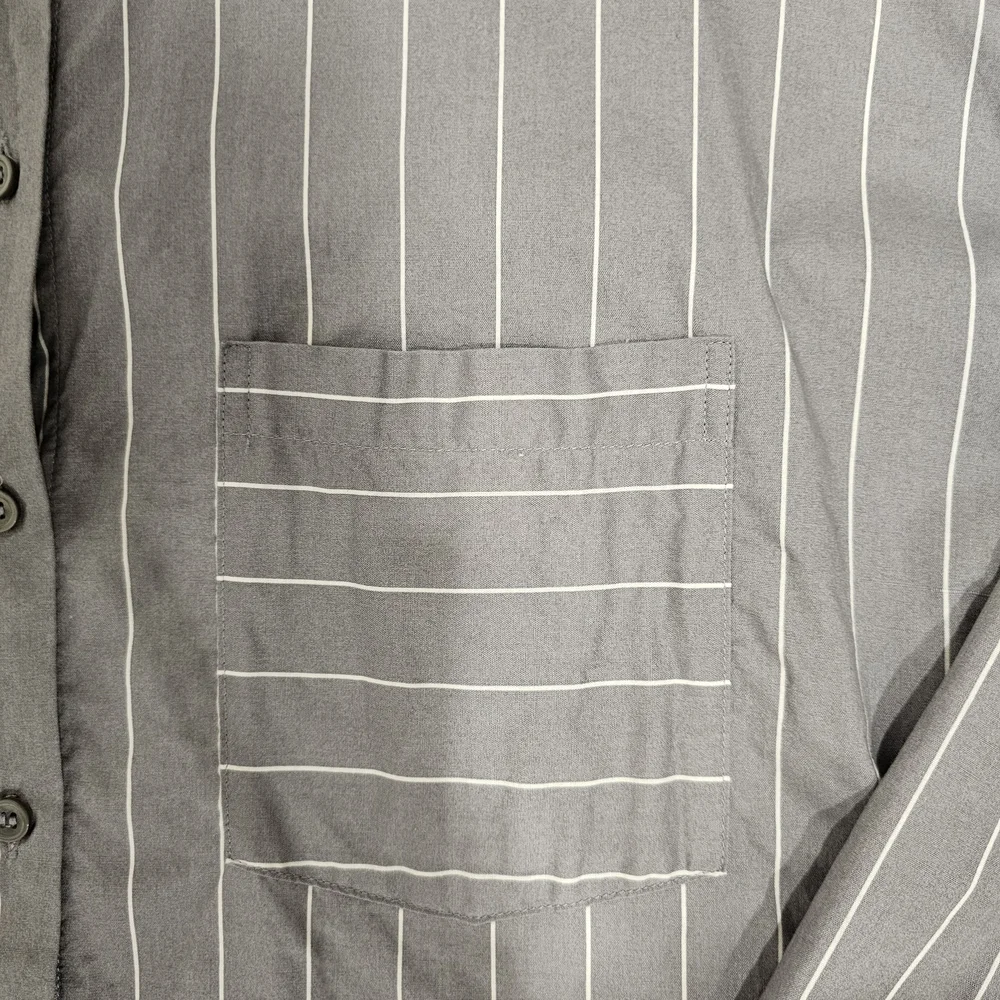 H&M Divided Gray Pinstripe Oversized Button Down Shirt Cotton Size M - Picture 5 of 10